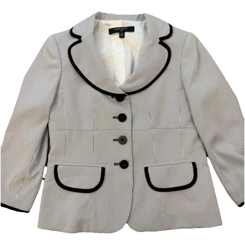 Nine West Seersucker Jacket Women's Size 2 Grey White Pin‎ Stripe Black Accents